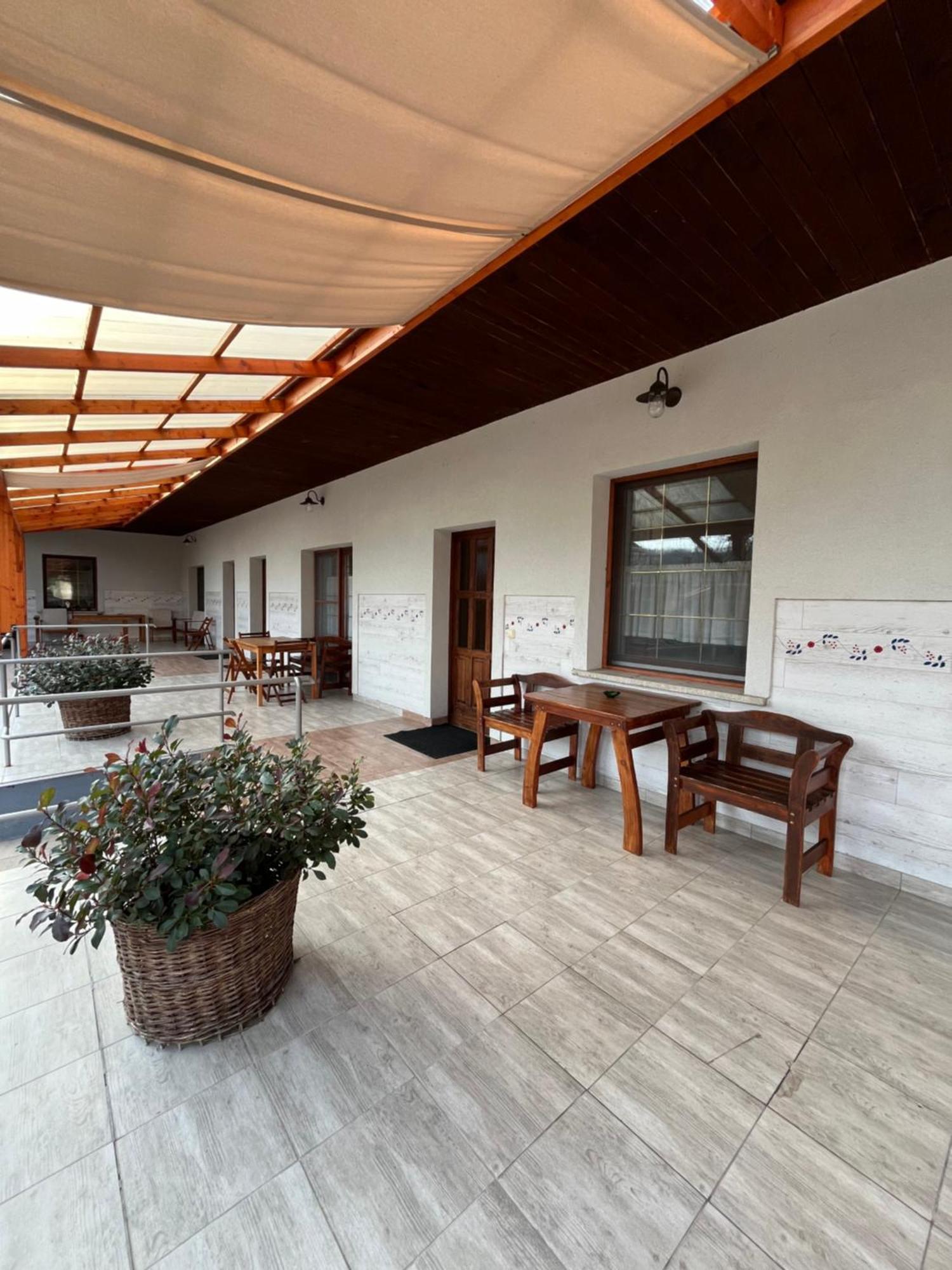 Cicaskacus Vendeghaz Bed & Breakfast มาตราฟูเรด ภายนอก รูปภาพ